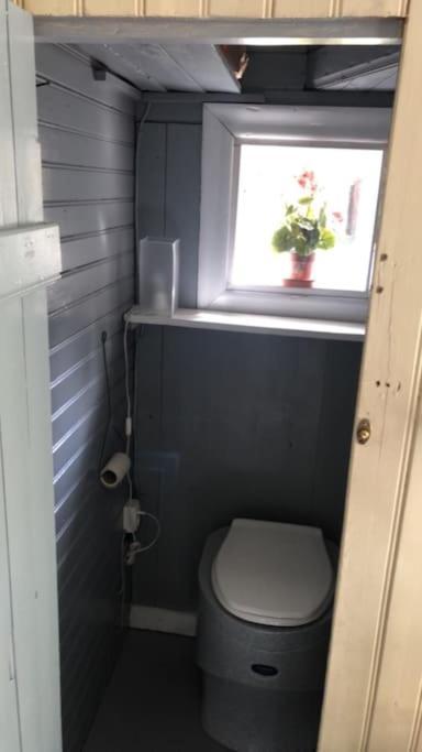 Charmig Gard Med Bastu, Strandtomt Och Utedusch I Naturskoent Omrade Sveg Eksteriør billede